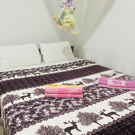 Lavendra Guset House Hotel Nallathanniya ภายนอก รูปภาพ