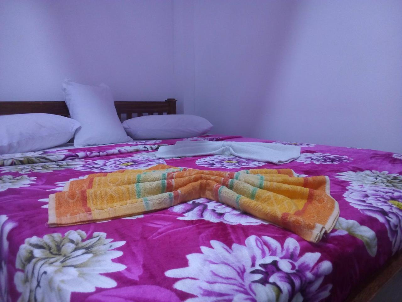Lavendra Guset House Hotel Nallathanniya ภายนอก รูปภาพ